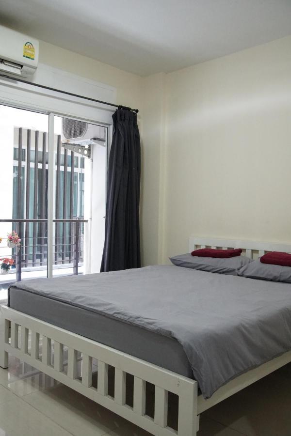 Bedbox Guesthouse And Hostel Patong Bagian luar foto